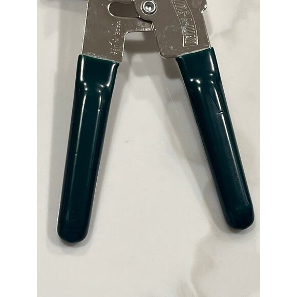 Vintage Swing-A-Way Can Opener Green Handle USA Made Manual Kitchen Tool - Picture 8 of 8